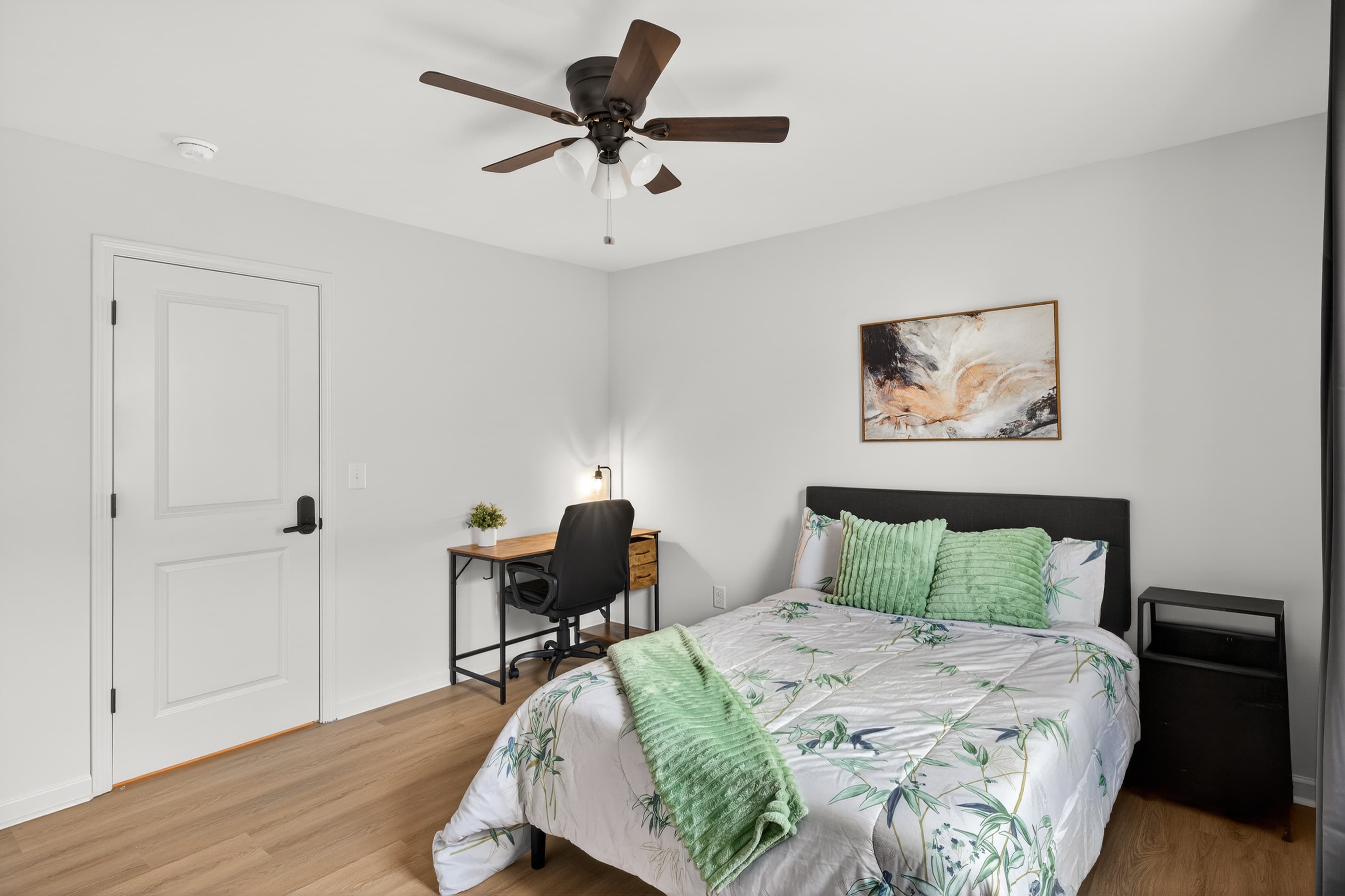Room 5 - Image 2