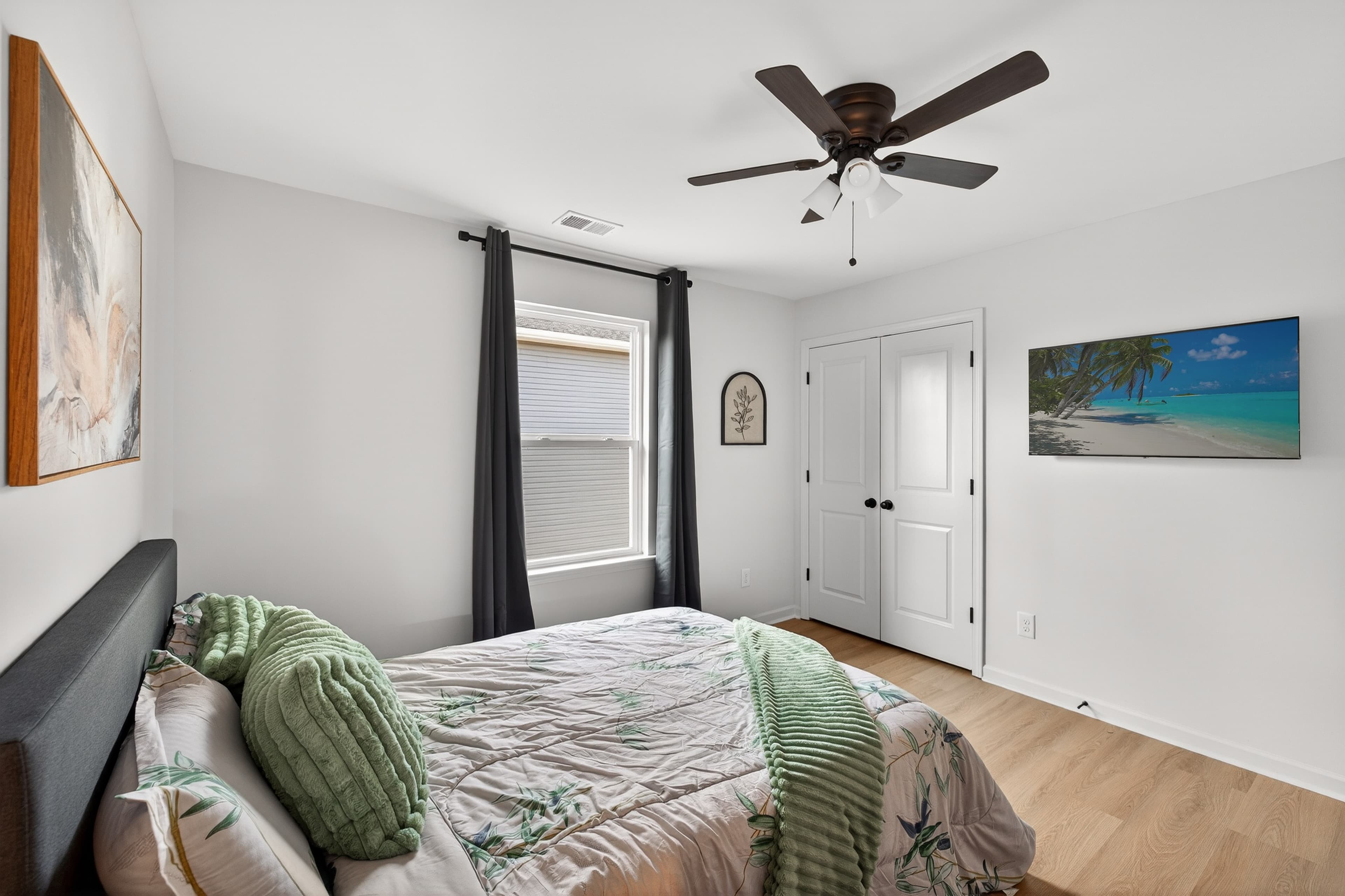 Room 5 - Image 3